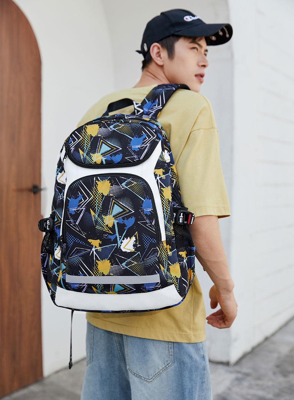 Internazionale Milano Football Club USB Charging Backpack School Notebook Travel Bags